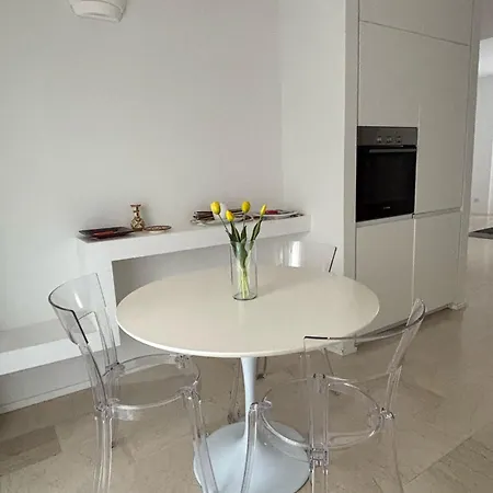 아파트 Tulip Centro 사론노